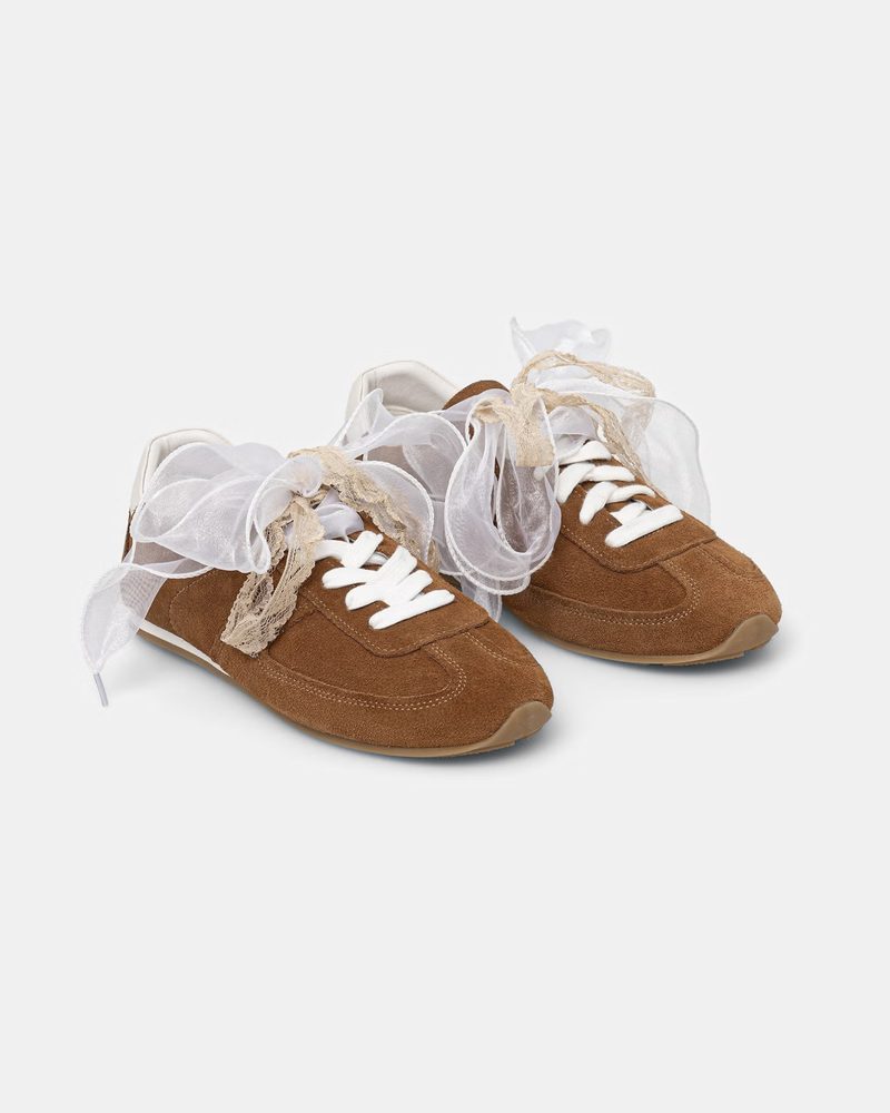 Kurdele bağcıklı taba süet sneaker